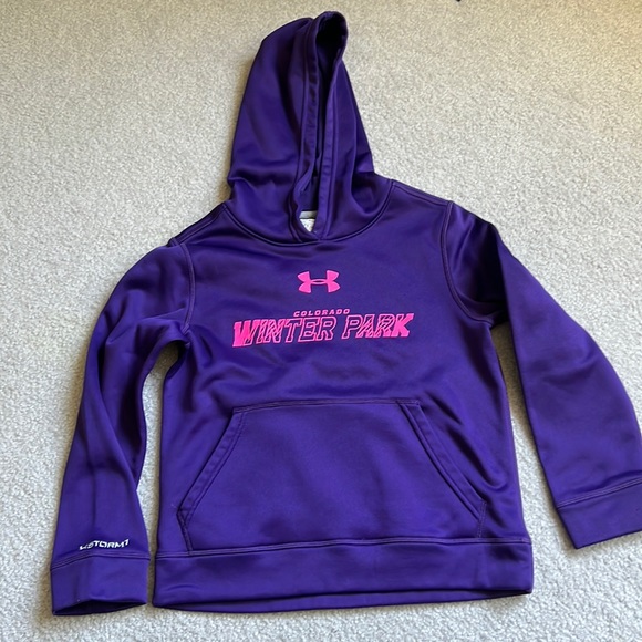 Under Armour Other - Girls Under Armour Hooded Sweatshirt, Youth Small